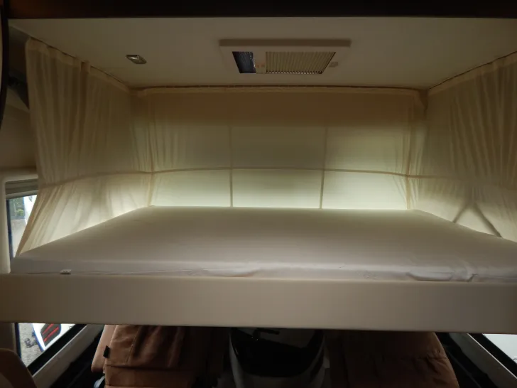 Fahrzeugbild Concorde Carver 844 L EINZELBETTEN+SAT/TV+HUBBETT #20