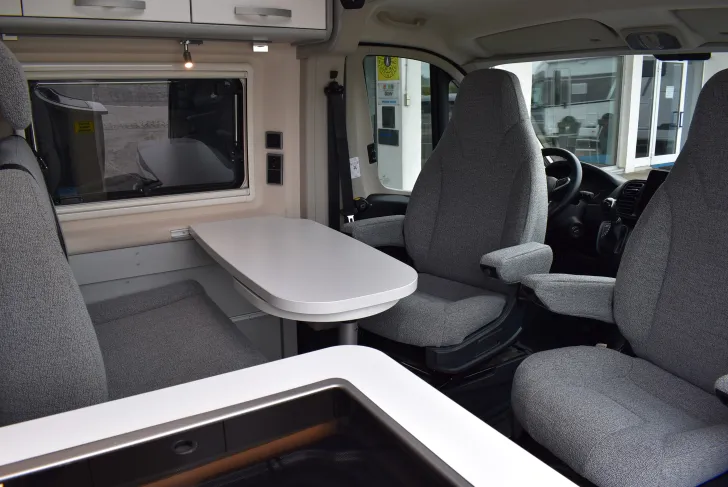 Fahrzeugbild Hymer Free 540 Blue Evolution Schlafdach, Automatik, Navi #10