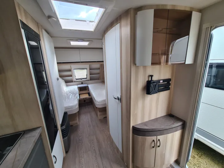 Fahrzeugbild Hobby De Luxe 515 UHL Hubbett #11