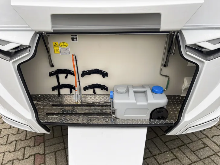 Fahrzeugbild Knaus SÜDWIND 500 PF 60 YEARS ATC #35