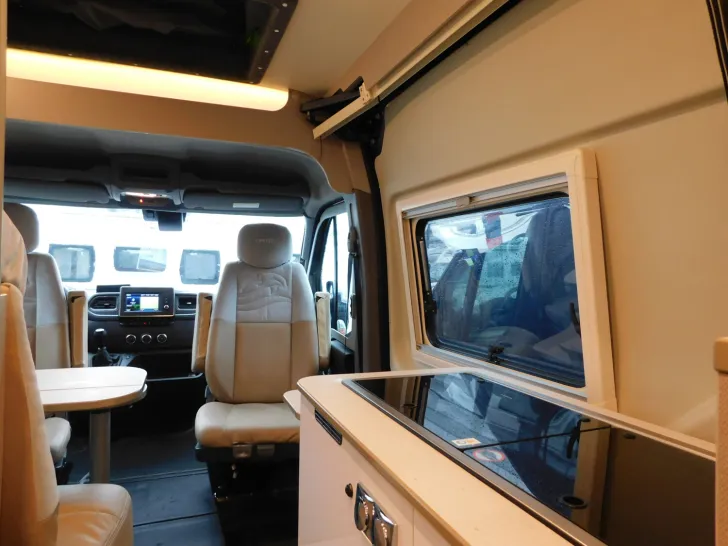 Fahrzeugbild Bürstner Delfin Limited C 621 ---EINZIGARTIG---Schlafdach #10