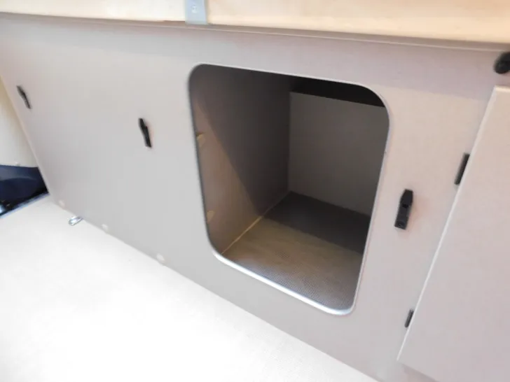 Fahrzeugbild Bürstner Delfin Limited C 621 ---EINZIGARTIG---Schlafdach #24