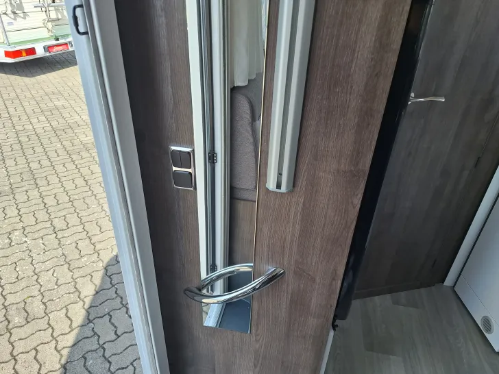 Fahrzeugbild Benimar Tessoro T488 Vision + Delivery #10