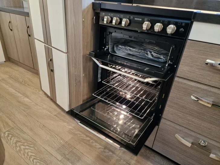 Fahrzeugbild Hobby Prestige 660 WFC #9