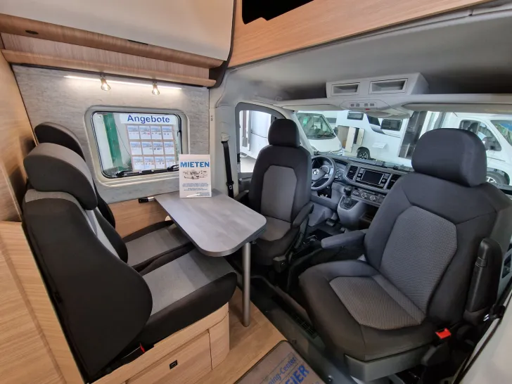 Fahrzeugbild Hobby Maxia Van 680 ET - ehem. Mietfahrzeug #3