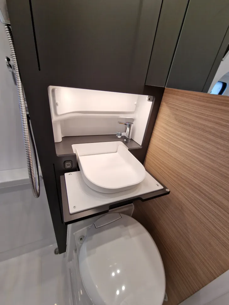 Fahrzeugbild Hobby Maxia Van 680 ET - ehem. Mietfahrzeug #12