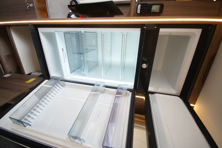 Fahrzeugbild Kabe Royal 600 TDL E2 #21