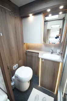 Fahrzeugbild Kabe Royal 600 TDL E2 #36