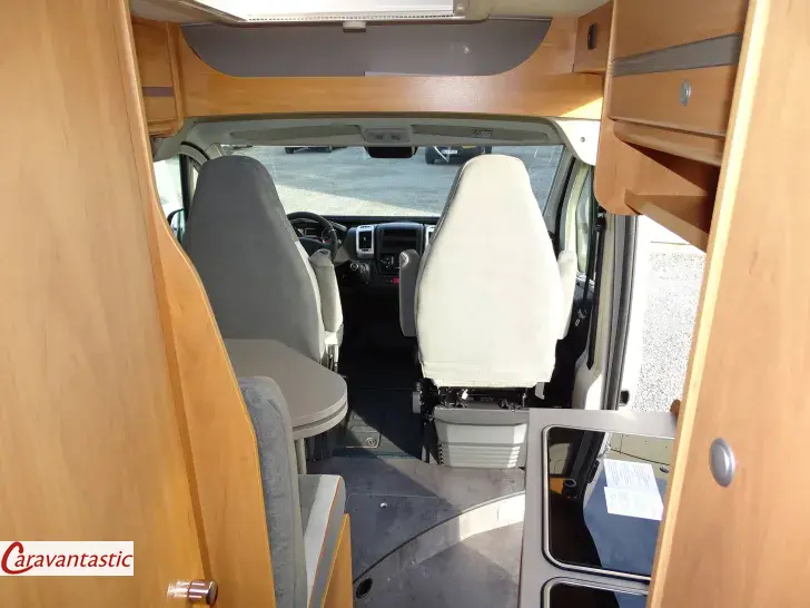 Fahrzeugbild Pössl D-LINE 2WIN PLUS #11