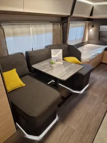 Fahrzeugbild Hobby Maxia 595 KML #3