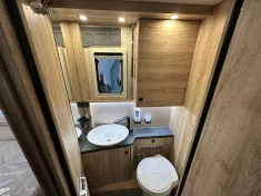 Bild 15 Eura Mobil Profila T PT 726 QF Alle Pakete - Lagerwagen