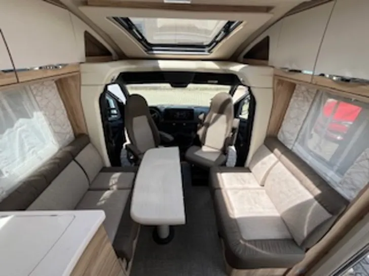 Fahrzeugbild Eura Mobil Profila T 726 EF Einzelstück für nur 99950,- Eur #9