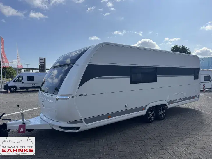 Fahrzeugbild Hobby Maxia 660 WQM 9000 € gespart! #5