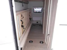 Fahrzeugbild Hobby De Luxe 540 KMFe 2026 GARAGE AUTARK 1800kg. #5