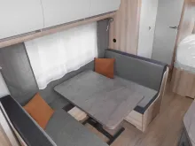 Fahrzeugbild Hobby De Luxe 540 KMFe 2026 GARAGE AUTARK 1800kg. #8