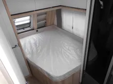 Fahrzeugbild Hobby De Luxe 540 KMFe 2026 GARAGE AUTARK 1800kg. #17