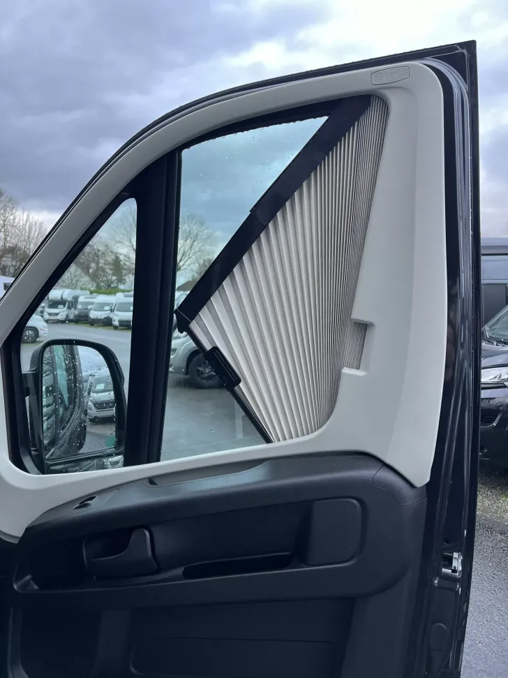 Fahrzeugbild Sunlight V 66 Adventure Edition IC-Line Sondermodell #18