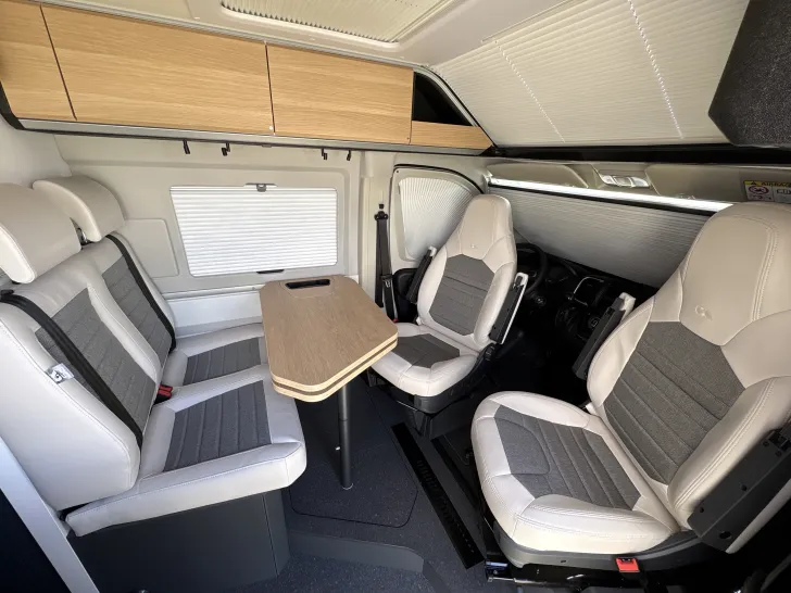 Weitere Sitzgruppe Adria Twin 640 SGX 60 Years mit Aufstelldach und Automatik