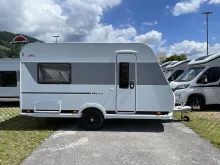 Seitlich LMC Style 400 F - mit Klappbett