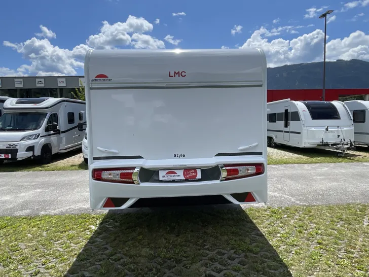 Frontal Hinten LMC Style 400 F