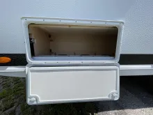 Heckgarage LMC Style 400 F - mit Klappbett