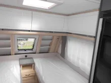 Fahrzeugbild Hobby De Luxe 495 UL 2026 AUTARK 1800kg. Ambiente++ #18