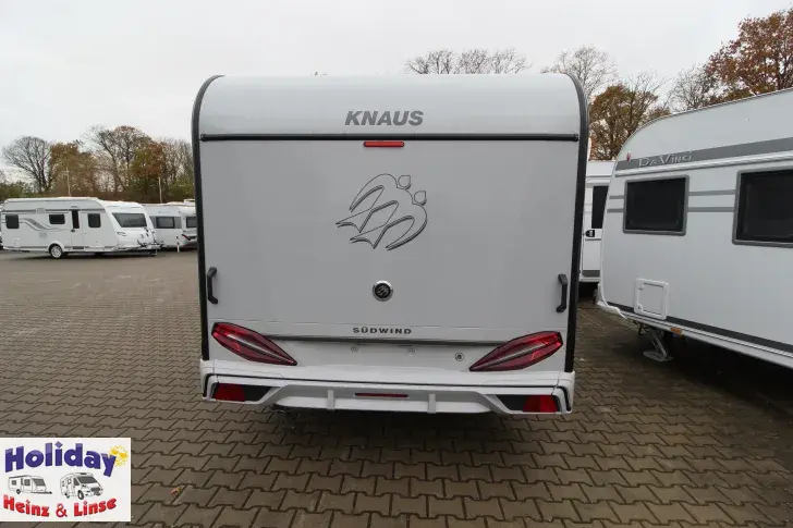 Fahrzeugbild Knaus Südwind 500 PF 60 YEARS Auflastung auf 1.800 kg #6