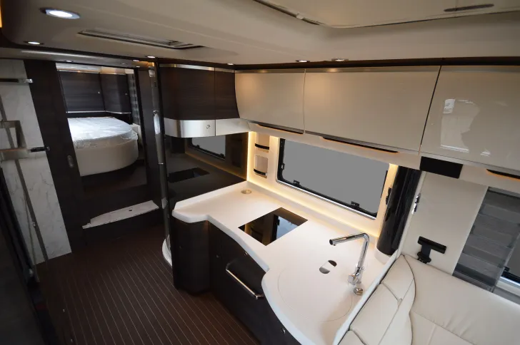 Fahrzeugbild Concorde Liner 990 GI MB Actros*BAR/CL*Hubbett #8