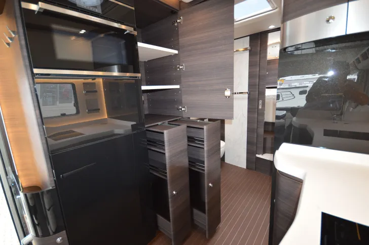 Fahrzeugbild Concorde Liner 990 GI MB Actros*BAR/CL*Hubbett #11