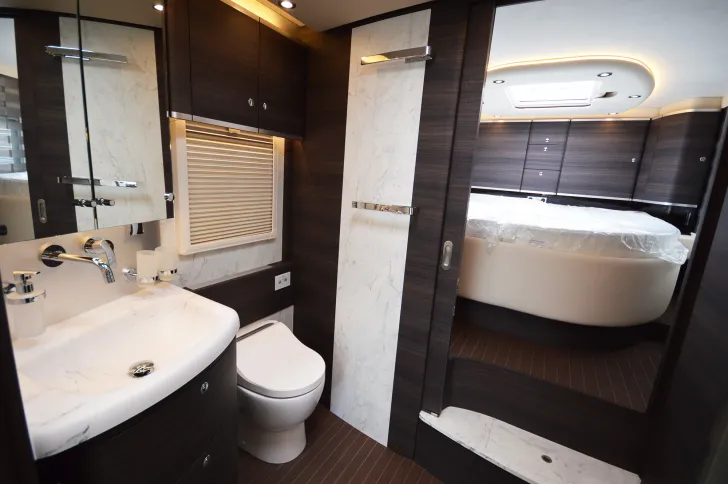 Fahrzeugbild Concorde Liner 990 GI MB Actros*BAR/CL*Hubbett #12