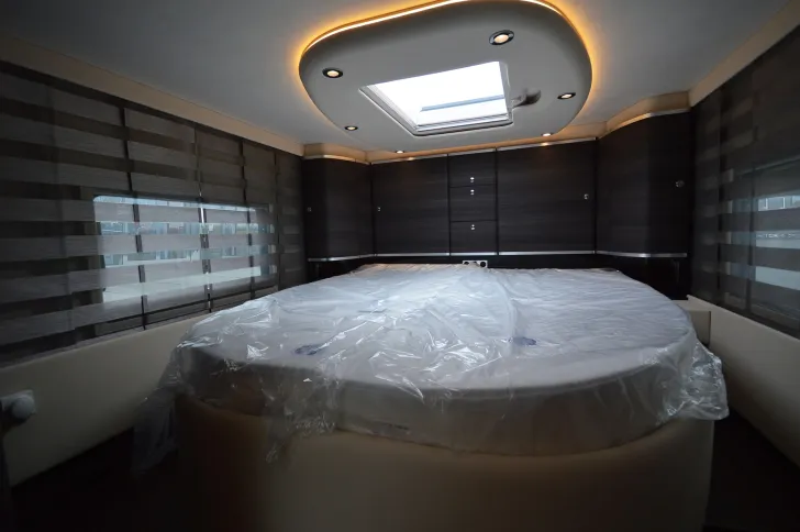 Fahrzeugbild Concorde Liner 990 GI MB Actros*BAR/CL*Hubbett #14