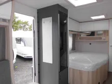 Fahrzeugbild Hobby De Luxe 495 WFB 2026 AUTARK Ambiente 1800kg.++ #10