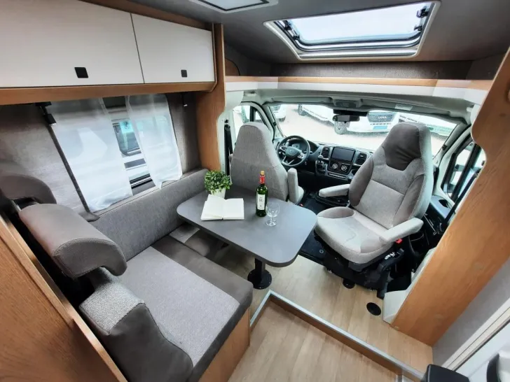 Fahrzeugbild Hobby ONTOUR C 680 GE #8
