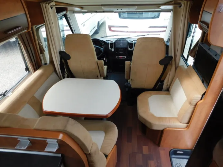 Fahrzeugbild Carthago c-tourer I 148 #8