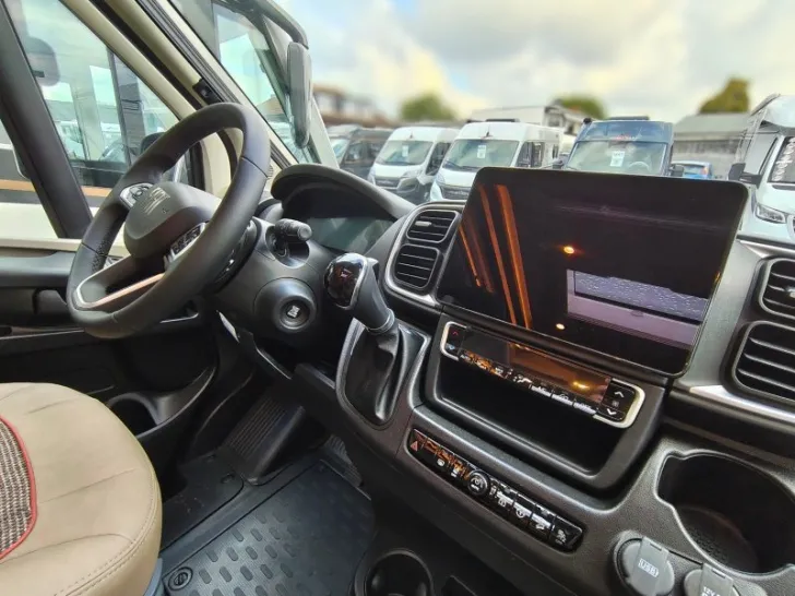 Fahrzeugbild Malibu diversity 640 LE K GT  MULTIMEDIA+MARKISE #7