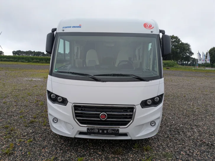 Fahrzeugbild Eura Mobil Integra Line IL 720 EF Vorführfahrzeug des Hauses mit leidenschaftlicher Aufrüstung #3