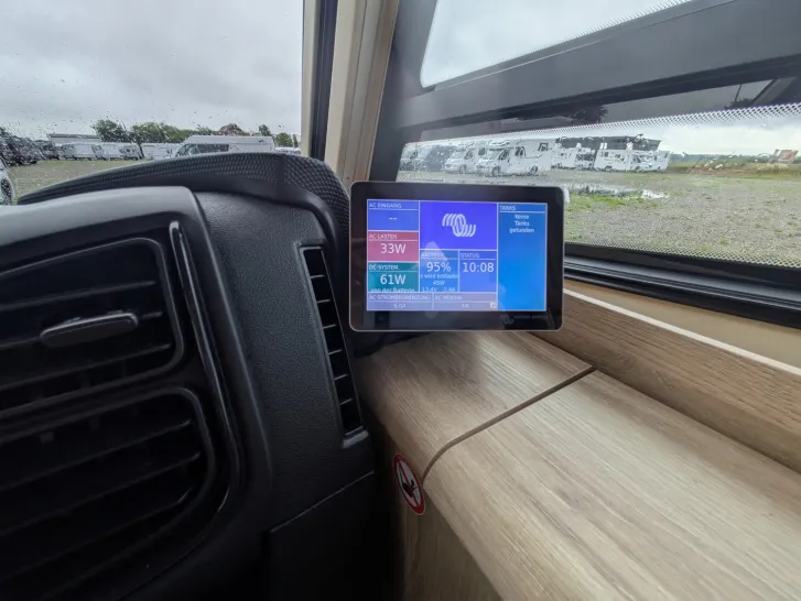 Fahrzeugbild Eura Mobil Integra Line IL 720 EF Vorführfahrzeug des Hauses mit leidenschaftlicher Aufrüstung #6