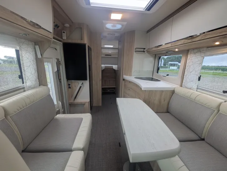 Fahrzeugbild Eura Mobil Integra Line IL 720 EF Vorführfahrzeug des Hauses mit leidenschaftlicher Aufrüstung #9