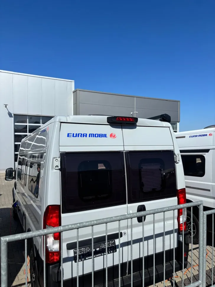 Fahrzeugbild Eura Mobil Van 595 HB Vorführwagen #4