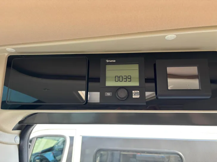 Fahrzeugbild Eura Mobil Van 595 HB Vorführwagen #6