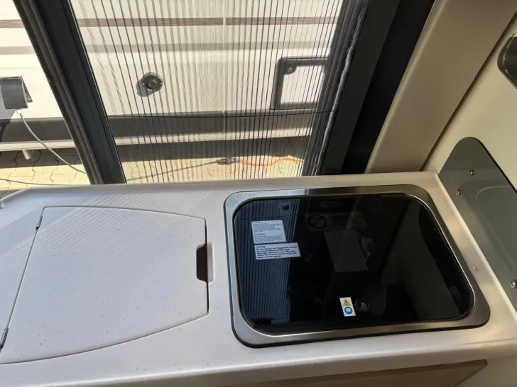 Fahrzeugbild Eura Mobil Van 595 HB Vorführwagen #7