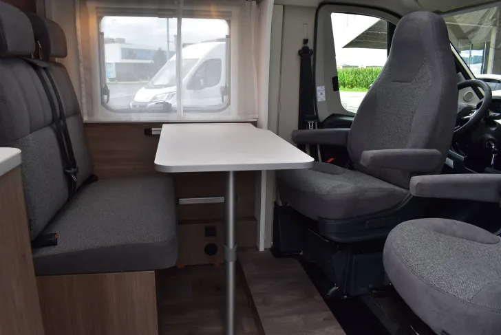 Fahrzeugbild Carado VAN V339 #4