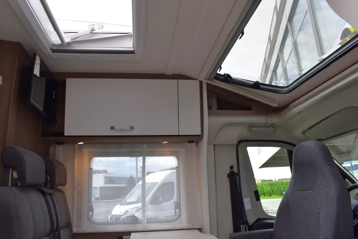 Fahrzeugbild Carado VAN V339 #5