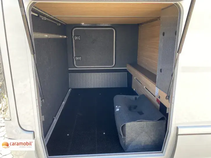 Fahrzeugbild Niesmann + Bischoff Arto 76 L (Solar Navi Markise) #18