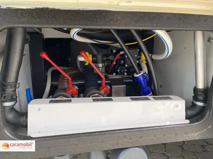 Fahrzeugbild Niesmann + Bischoff Arto 76 L (Solar Navi Markise) #22