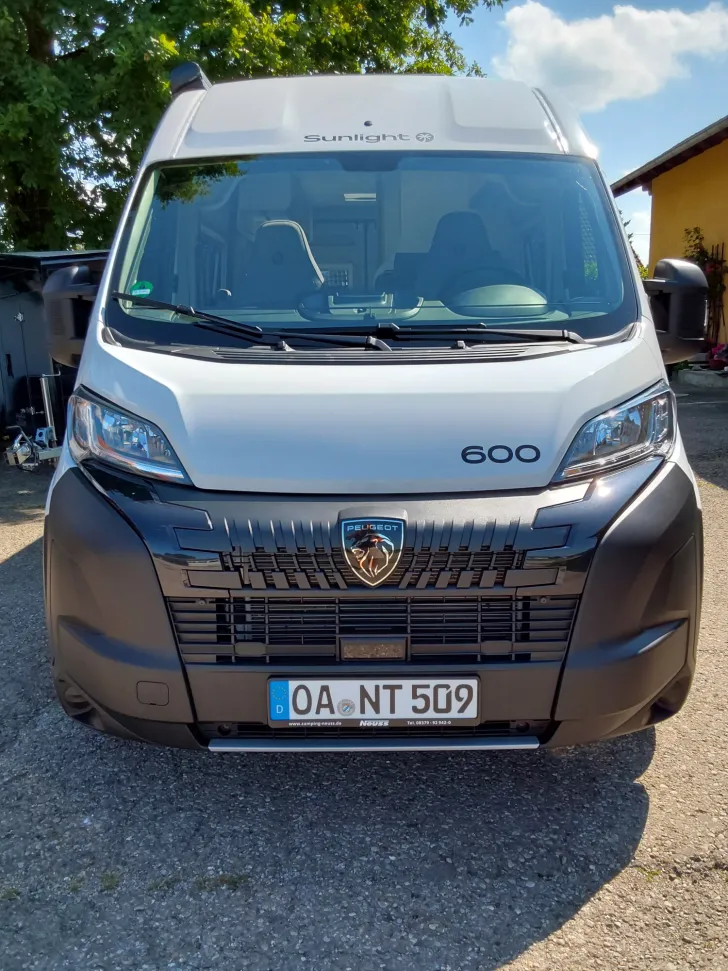 Fahrzeugbild Sunlight Cliff 600 Peugeot #3