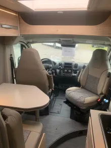 Fahrzeugbild Dethleffs Globetrail 640 HR mit Hubbett Citroen 140PS Automatik* #5