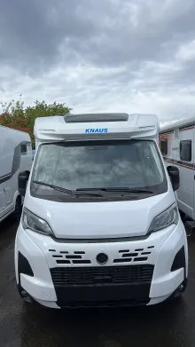 Frontal Vorne Knaus Sky TI 650 MF