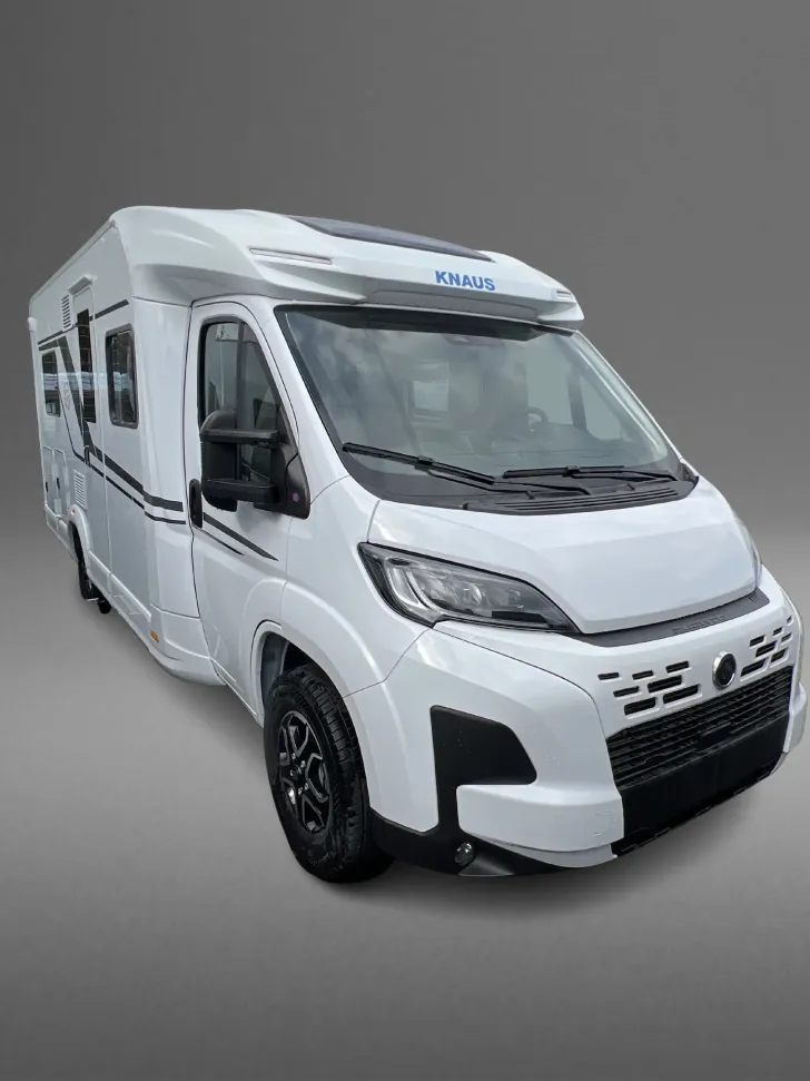 Schräg Vorne Knaus Sky TI 650 MF