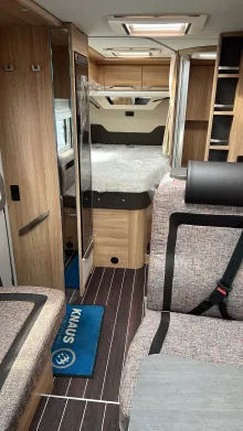 Sicht vorne-hinten Knaus Sky TI 650 MF